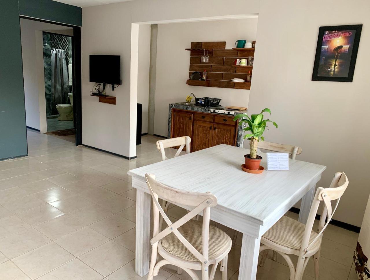 Apartamentos Juriquilla Luaran gambar